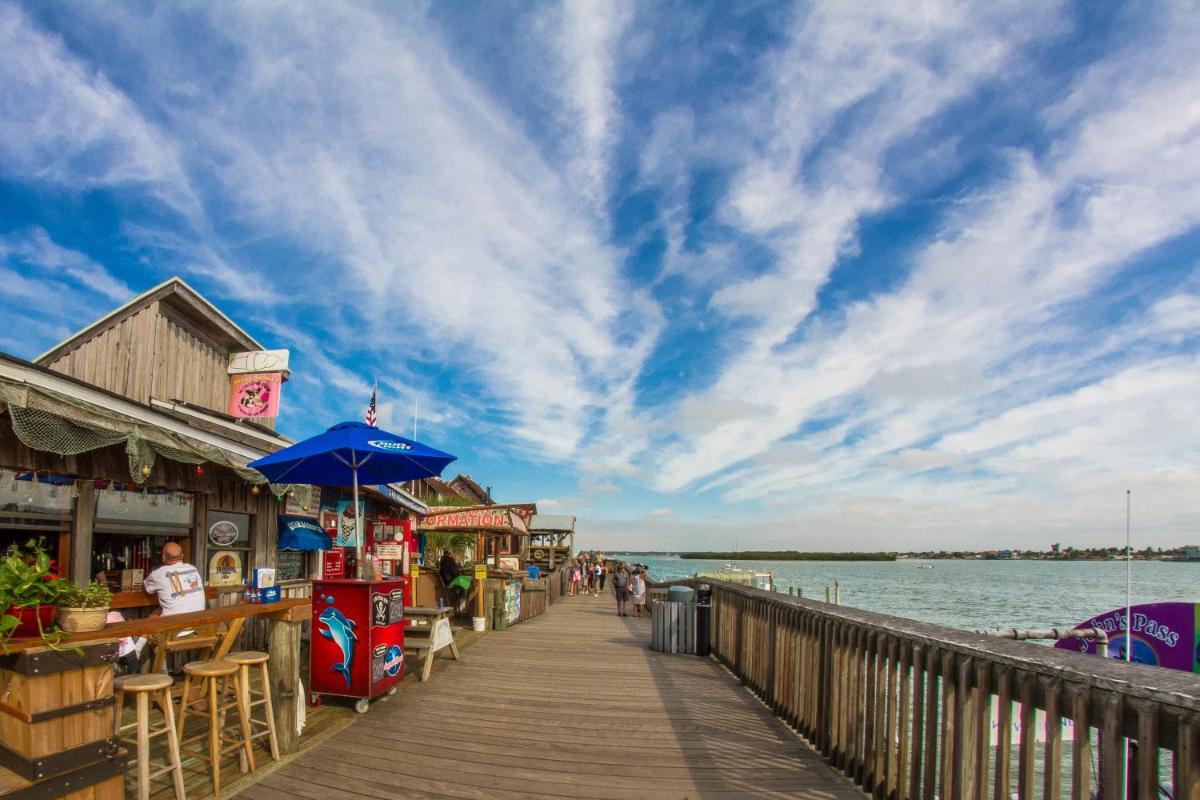 117 Surf Song Resort