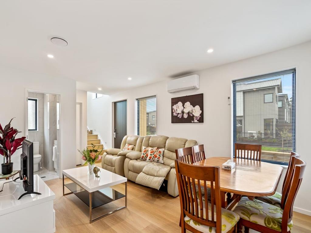 Brand New Three Bedroom Townhouse with Garage view 3