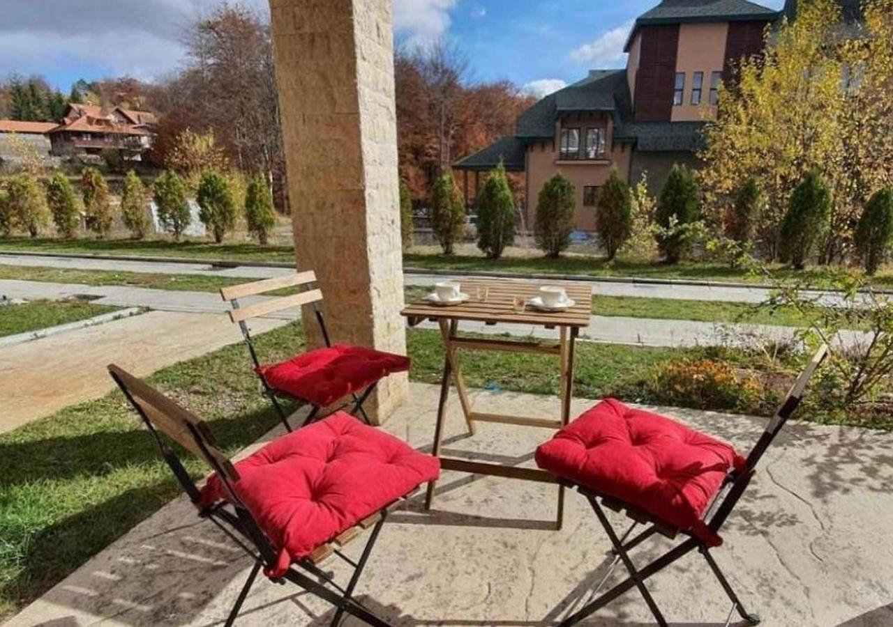 APARTMAN ZOVA