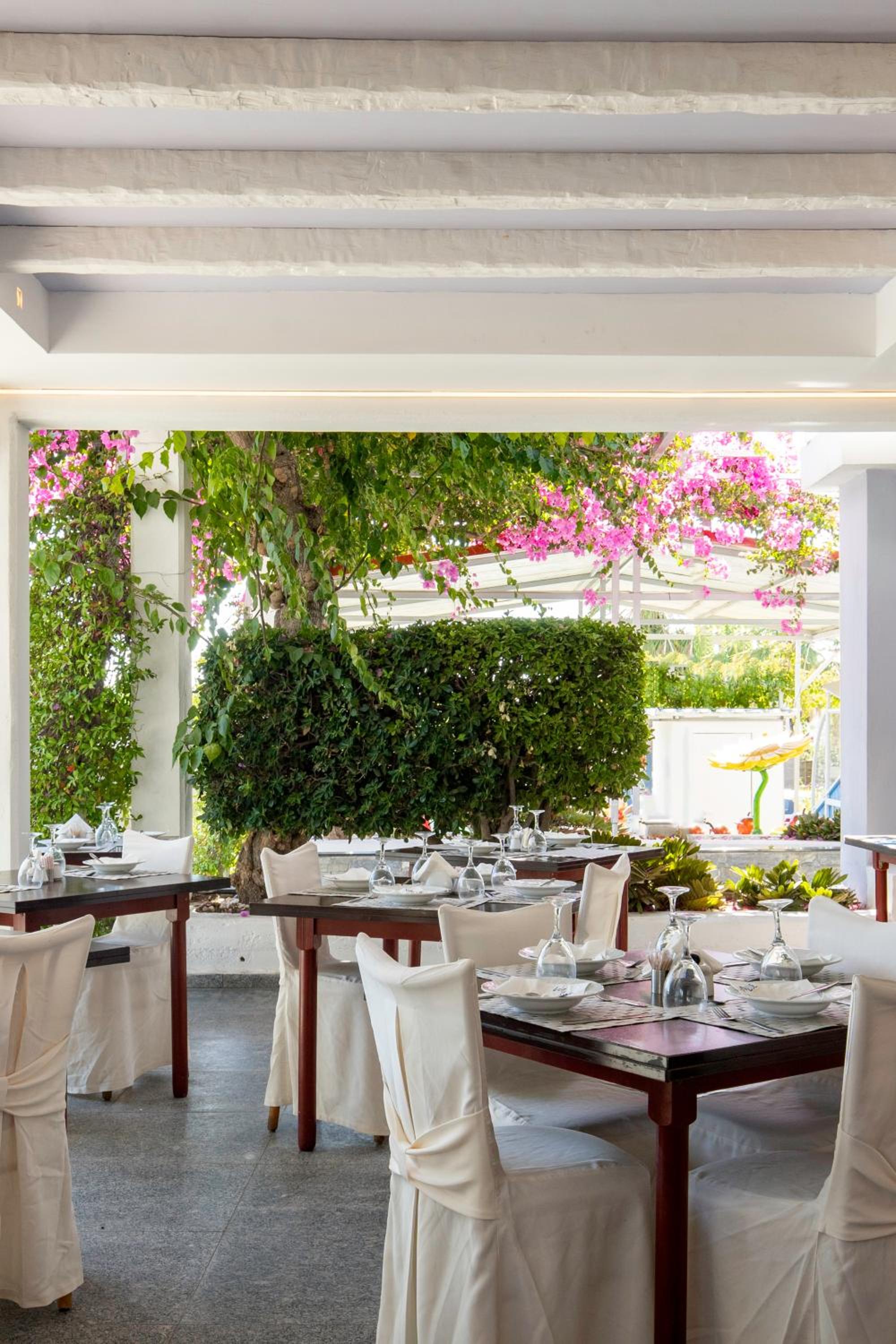 restaurant