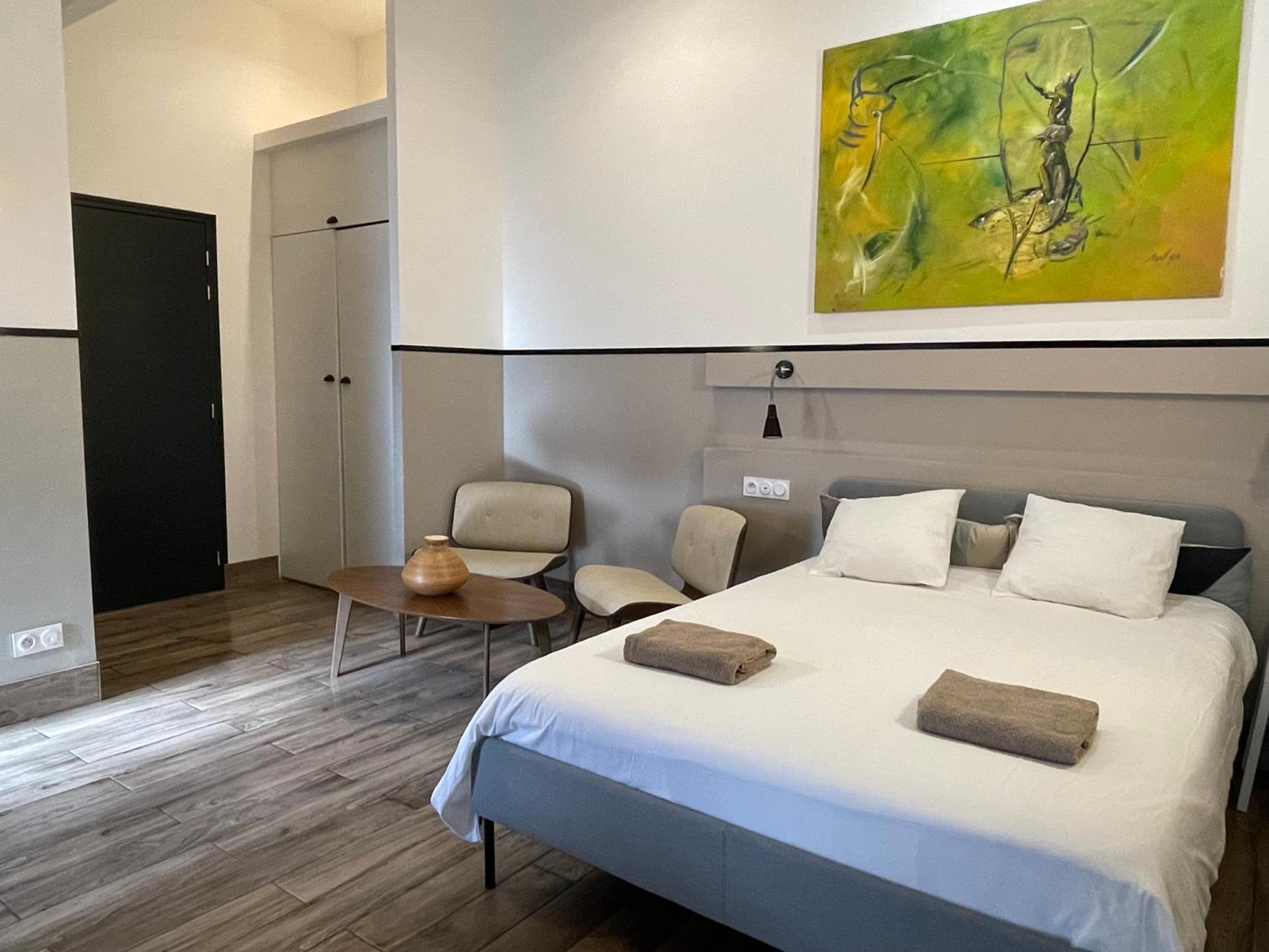 Casa Hotel