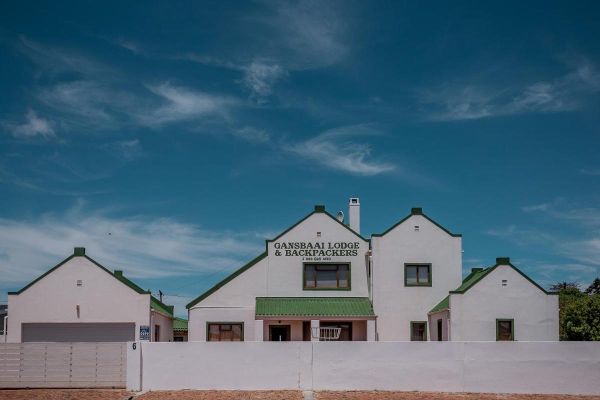 Gansbaai Lodge & Backpackers