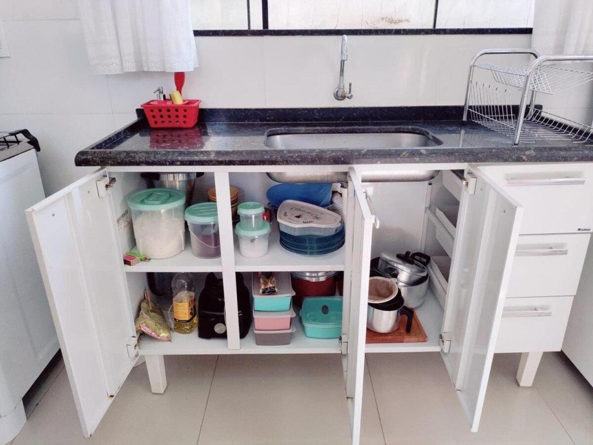 casa completa, 2 quartos com ar-condicionado, no centro hoteleiro