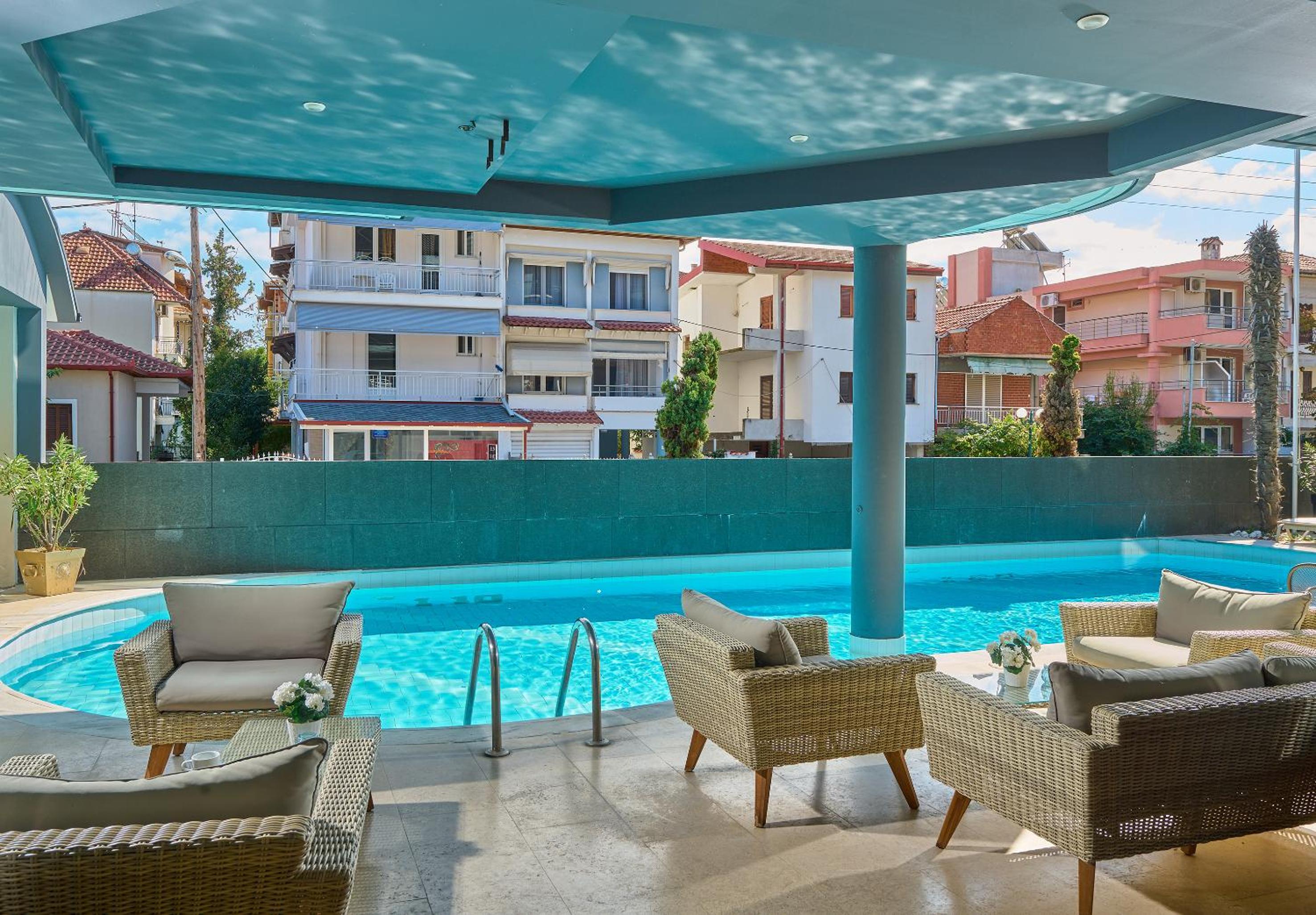 swimming pool