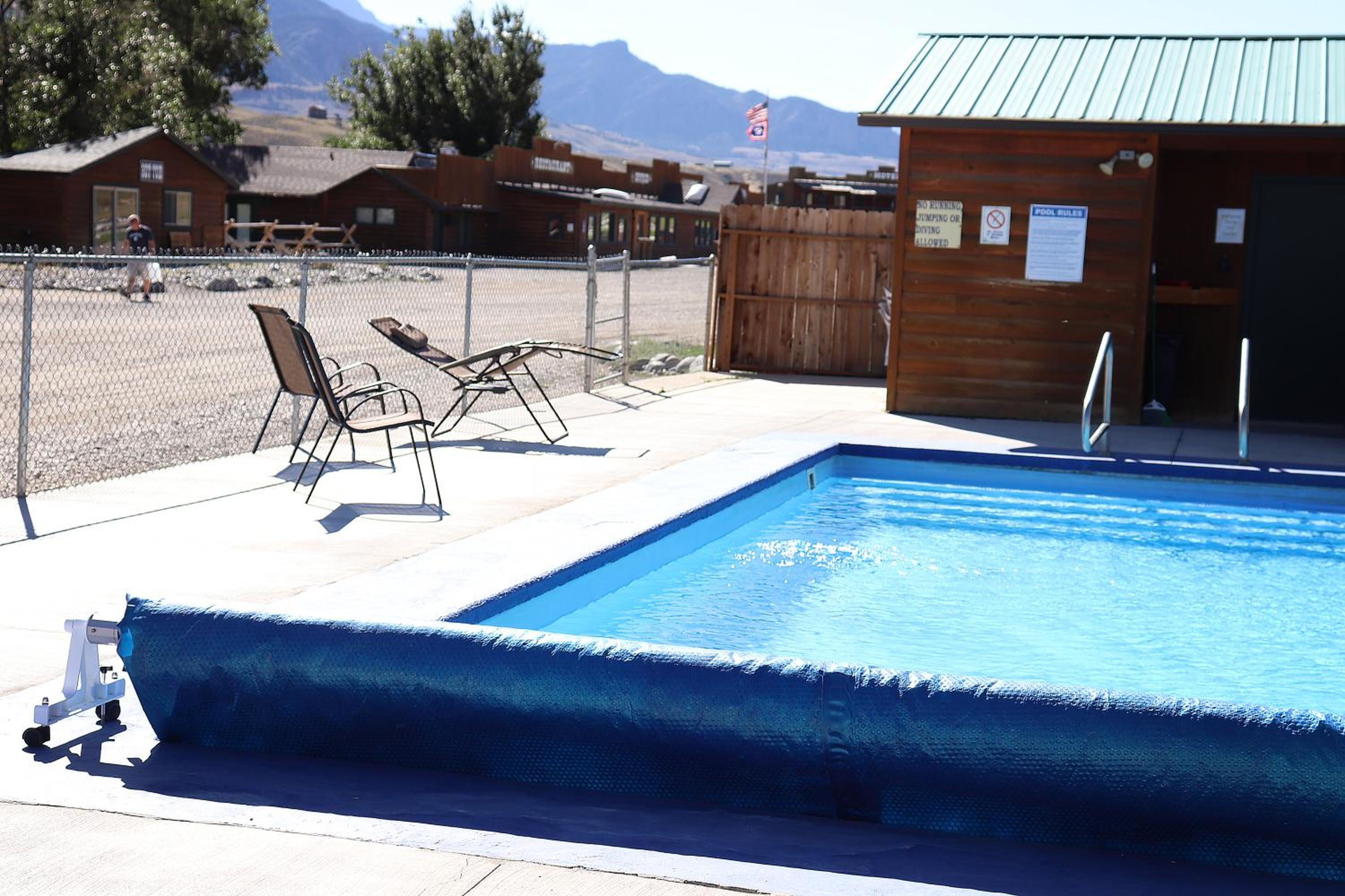 swimming pool