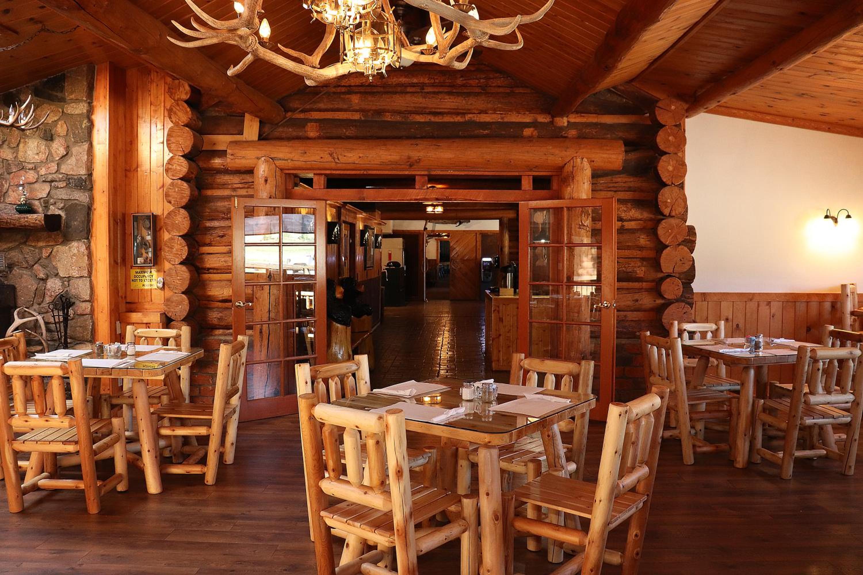 restaurant