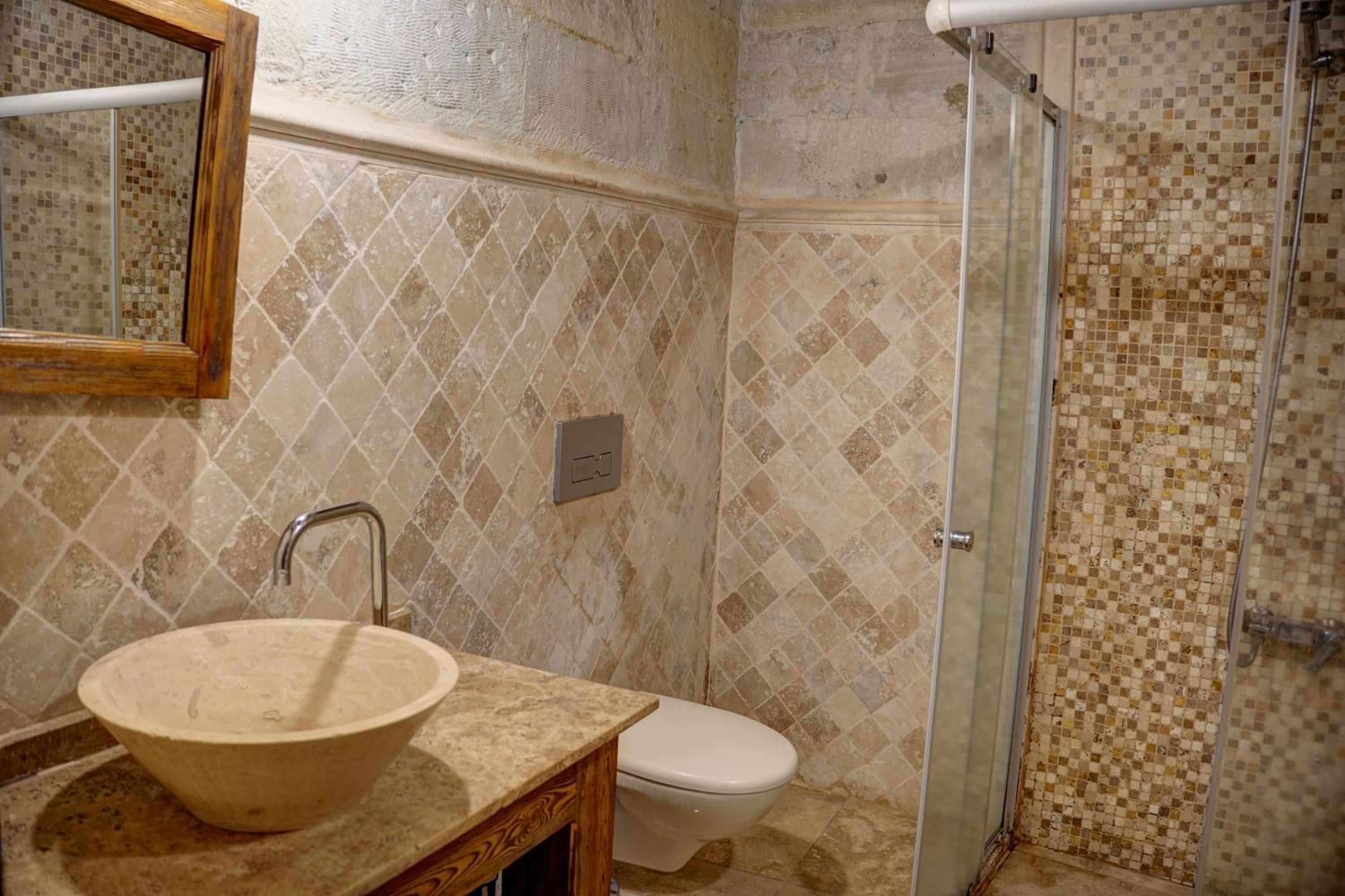 Elegance Cave Suites & Restaurant - Image 61