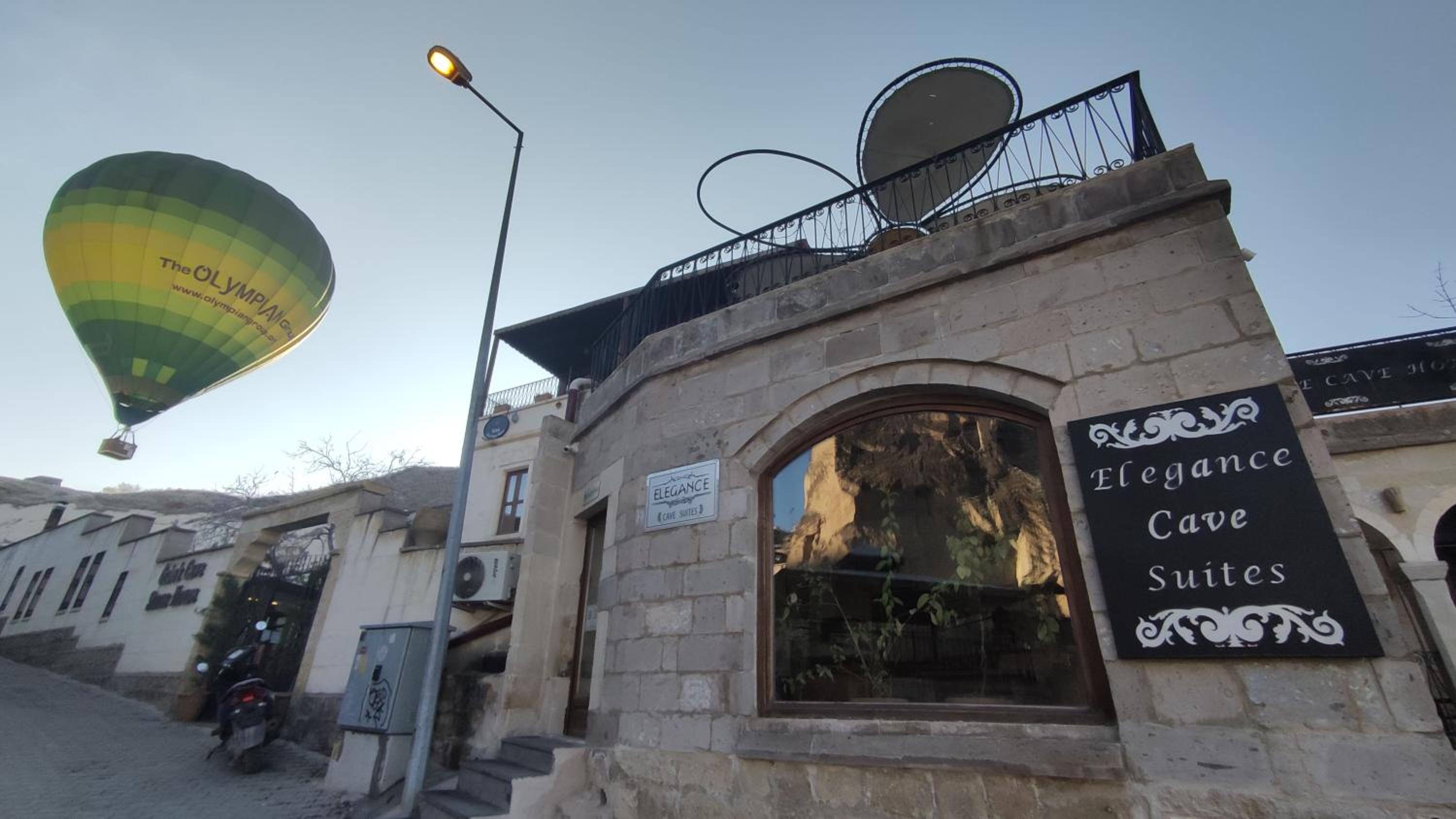 Elegance Cave Suites & Restaurant - Image 69