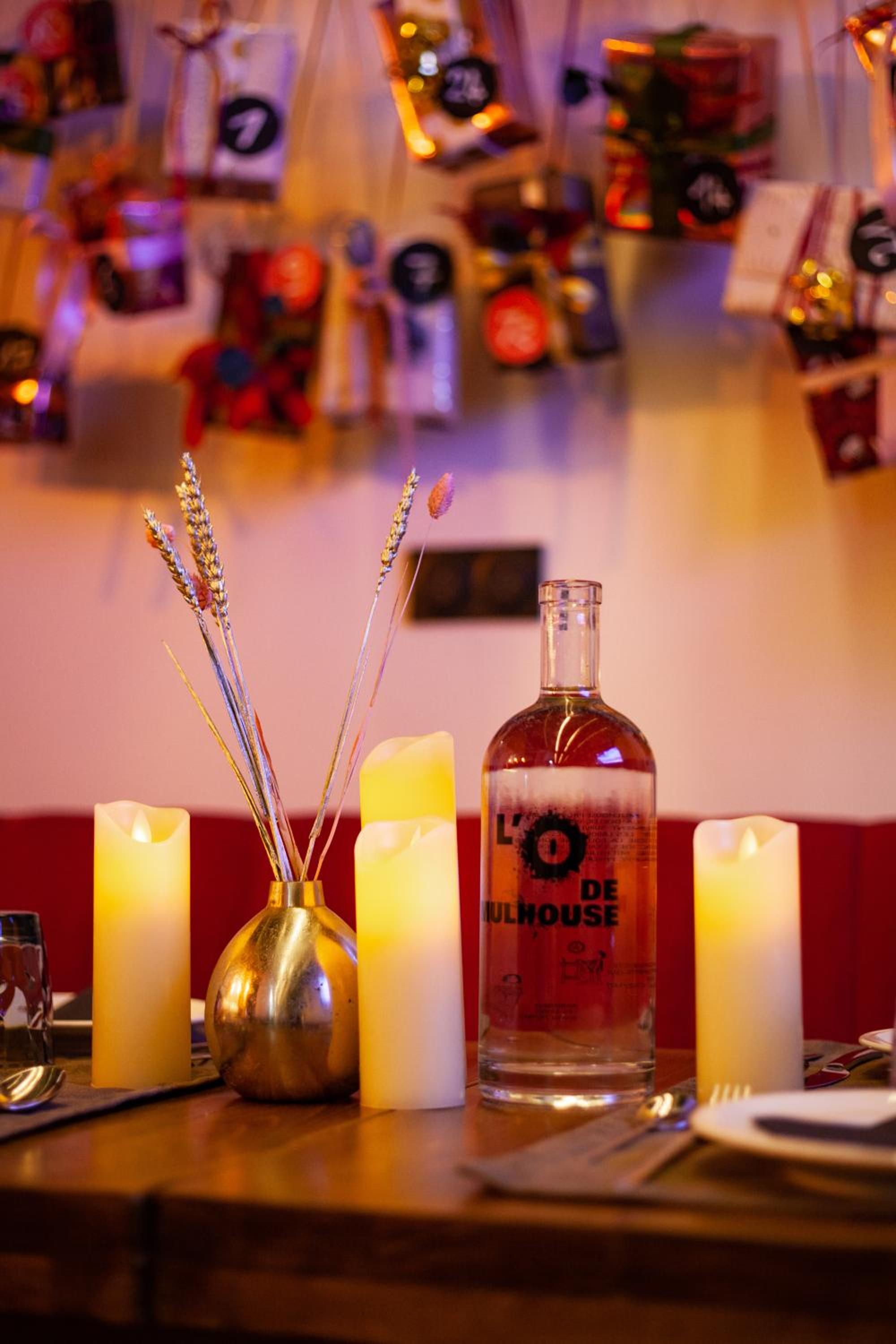 bar