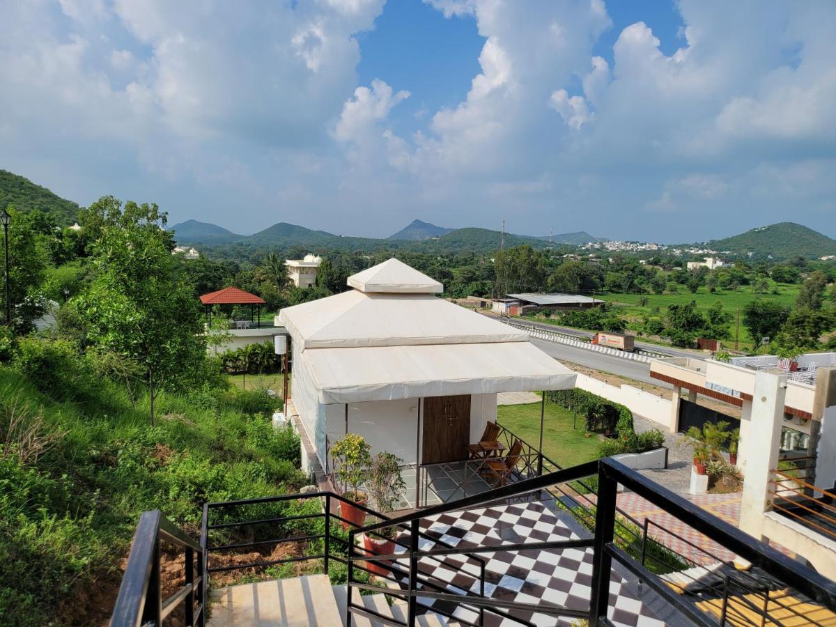 Aura Gold Resort