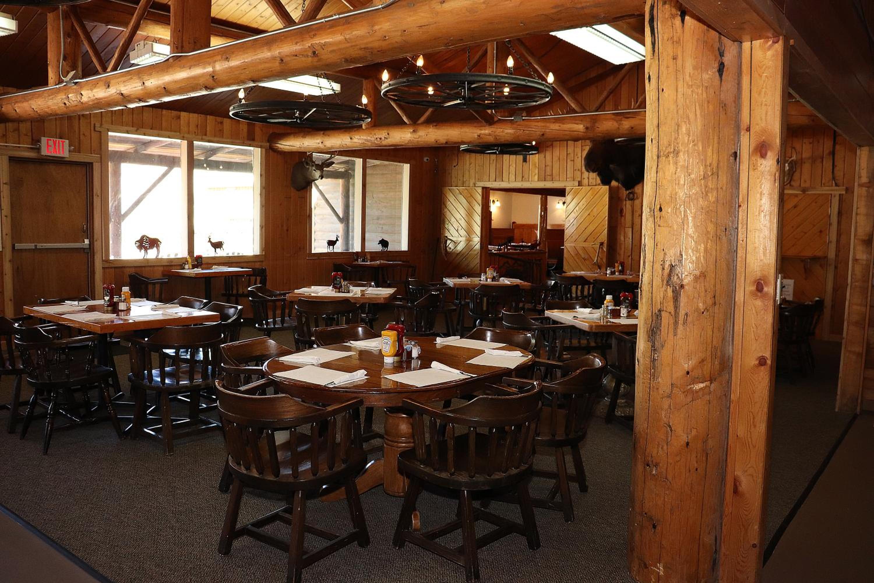 restaurant