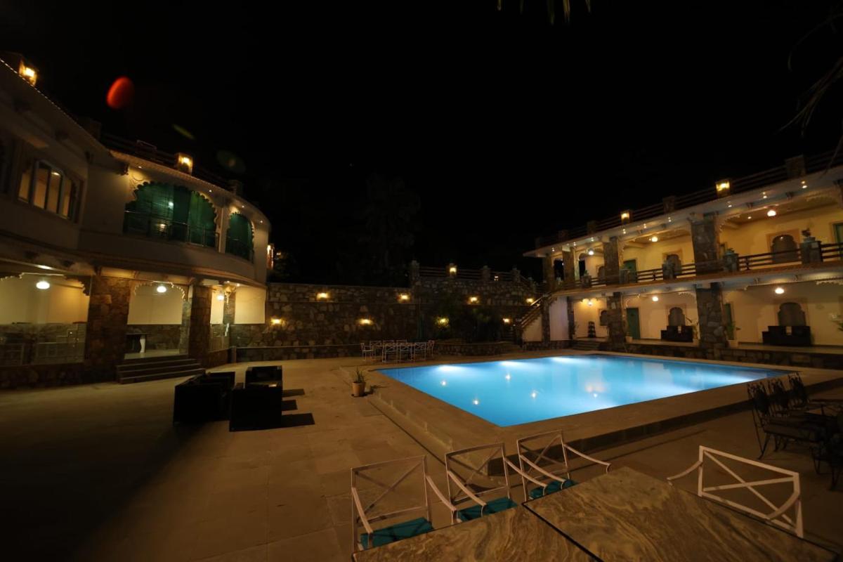 Vaché Farm Stay