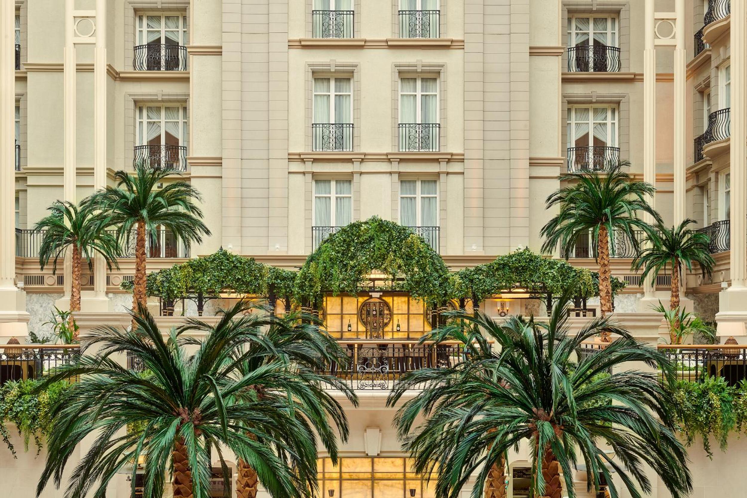 The Landmark London 1