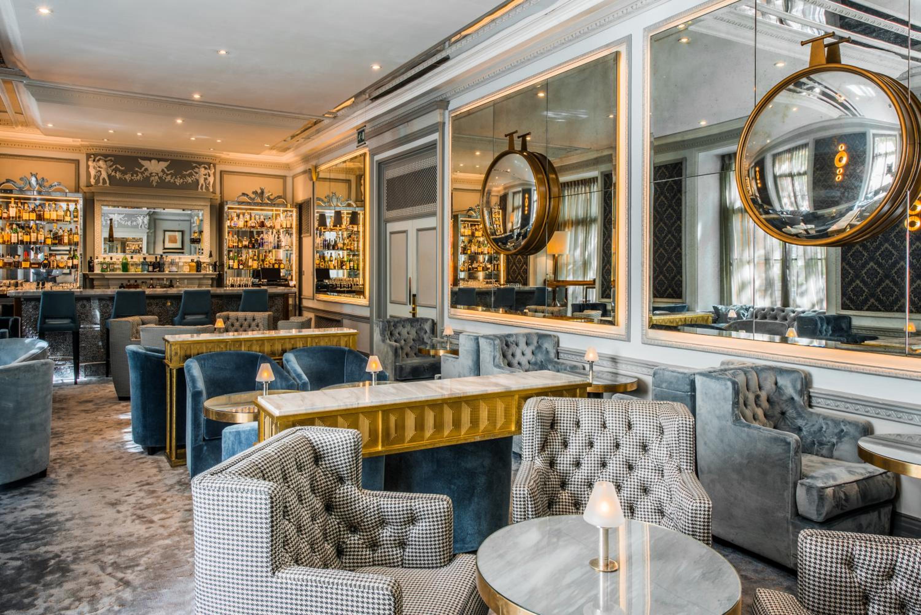 The Landmark London 69