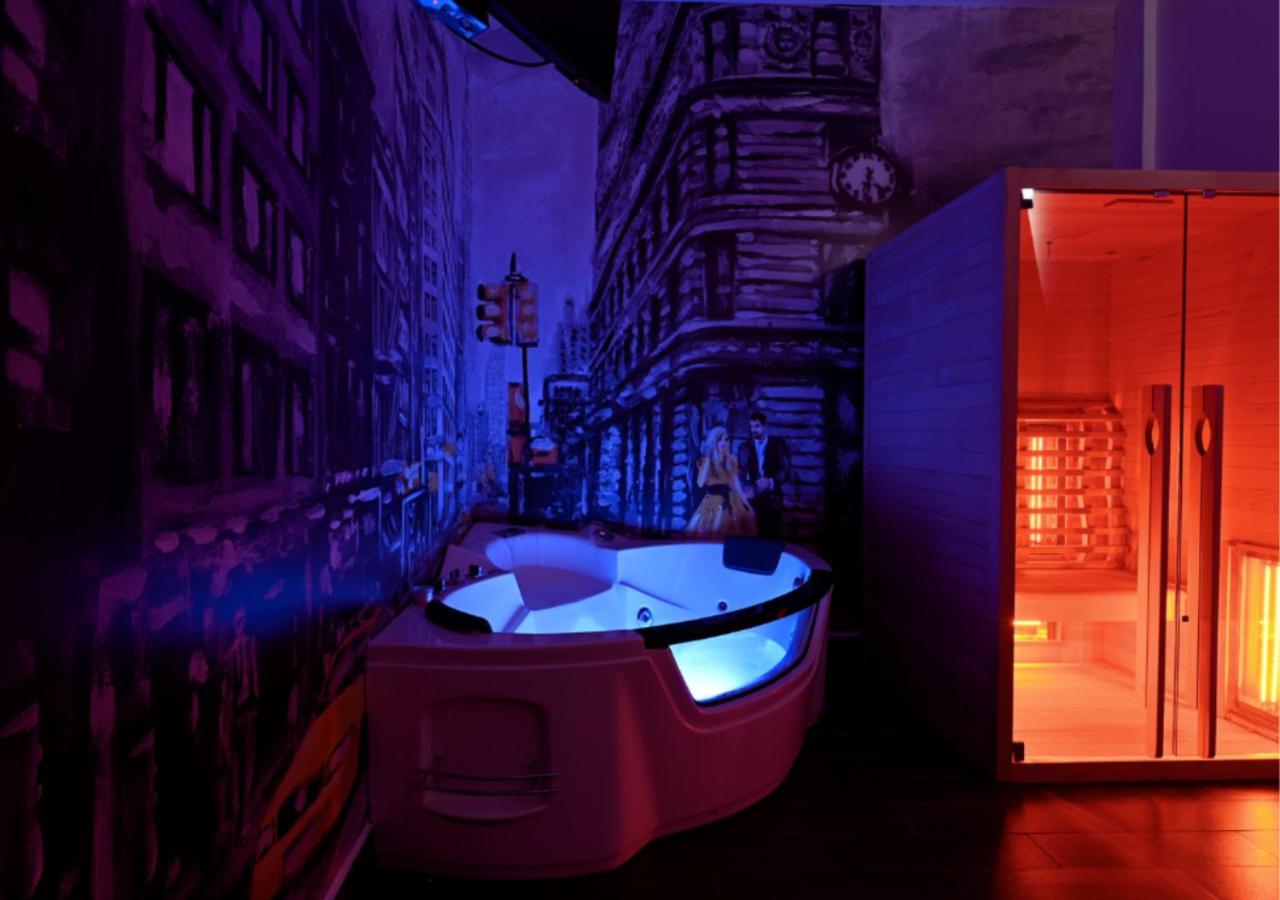 Jacuzzi