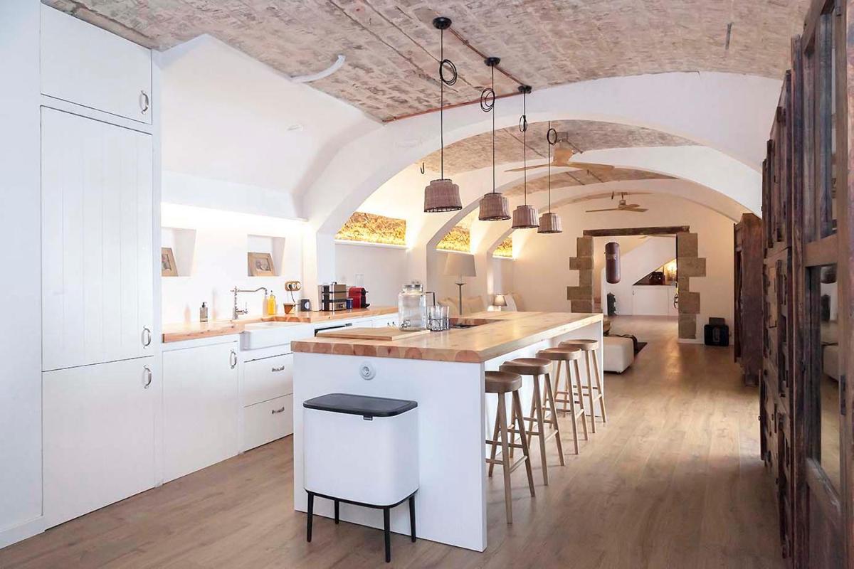 A historic XVI century beach home near Barcelona photo 1