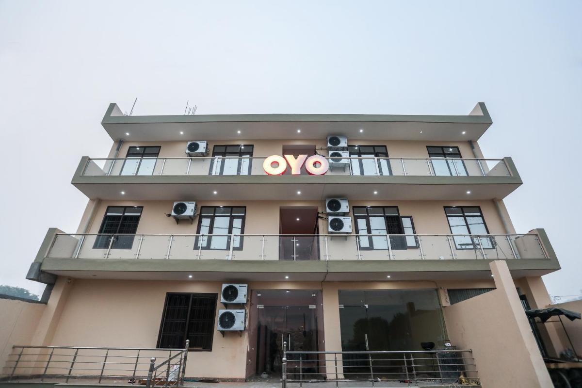 OYO 63814 The New View Hotel
