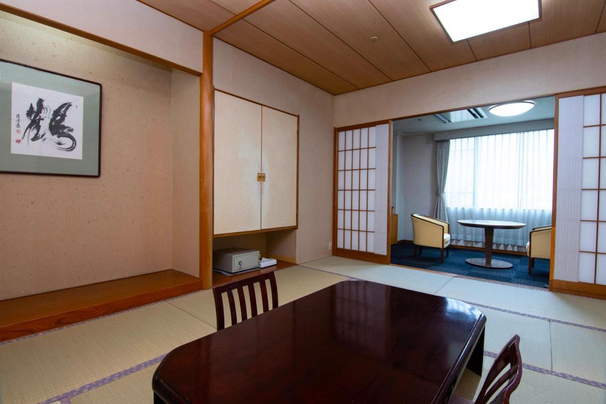 Yufuin Hotel Shuhokan 65