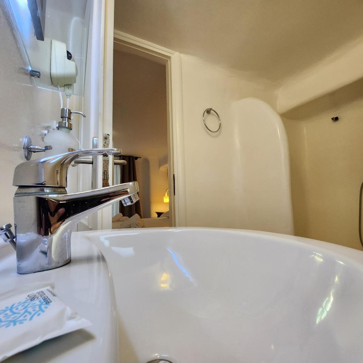 Mykonian Iros Suites & Villas