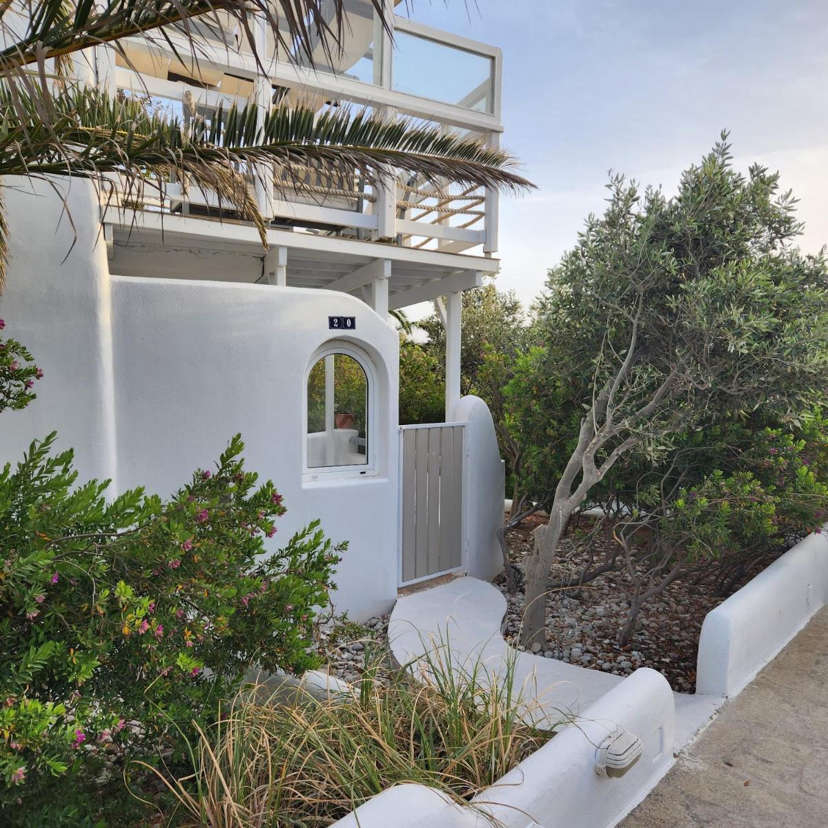 Mykonian Iros Suites & Villas