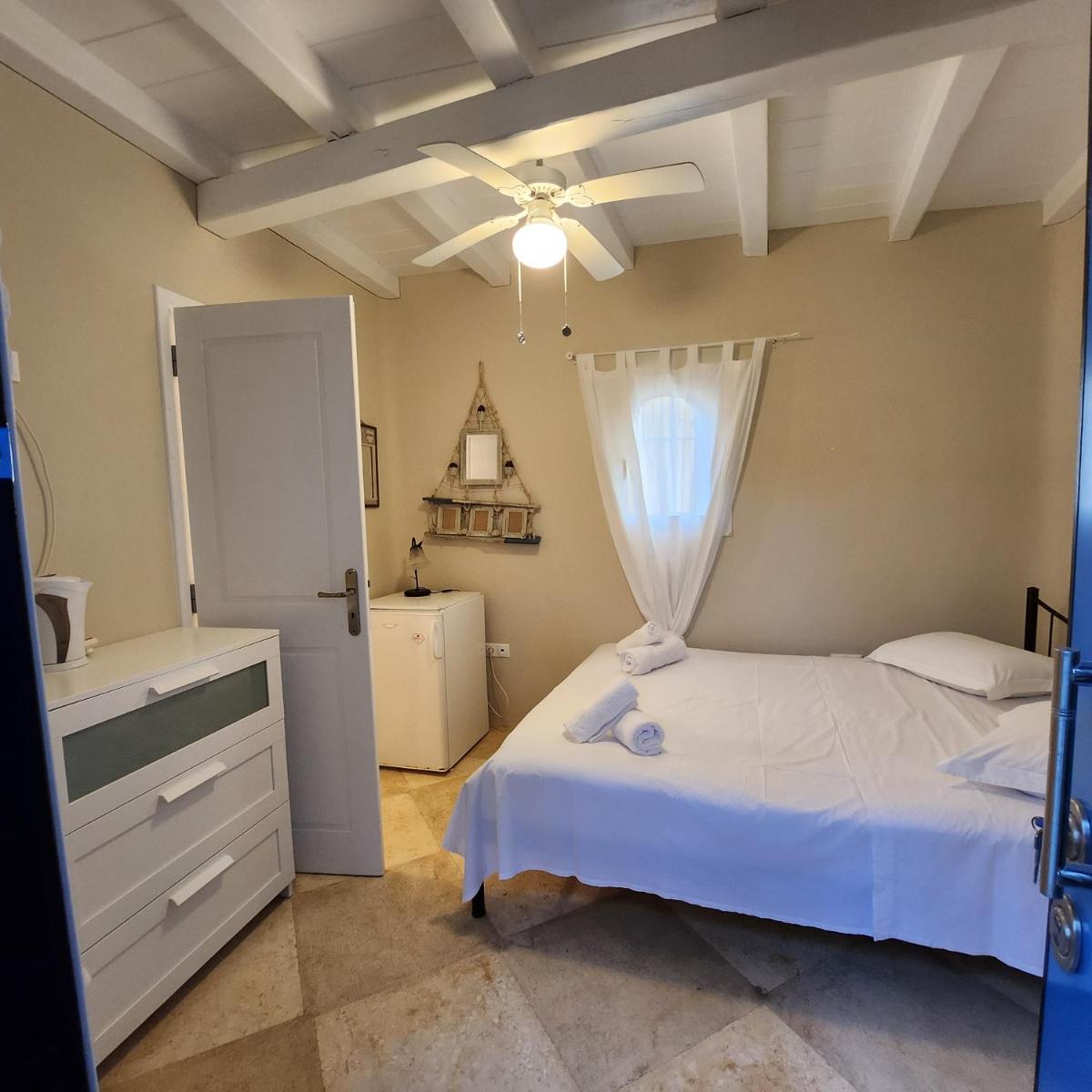 Mykonian Iros Suites & Villas