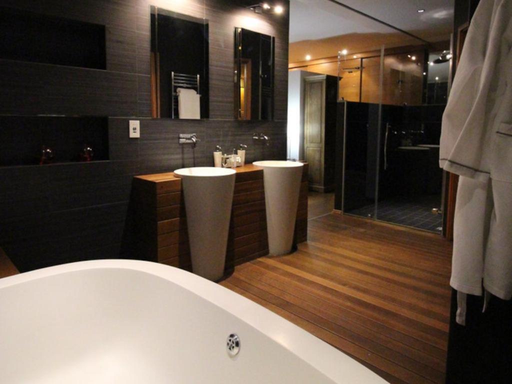 Dolphin Beach Villa