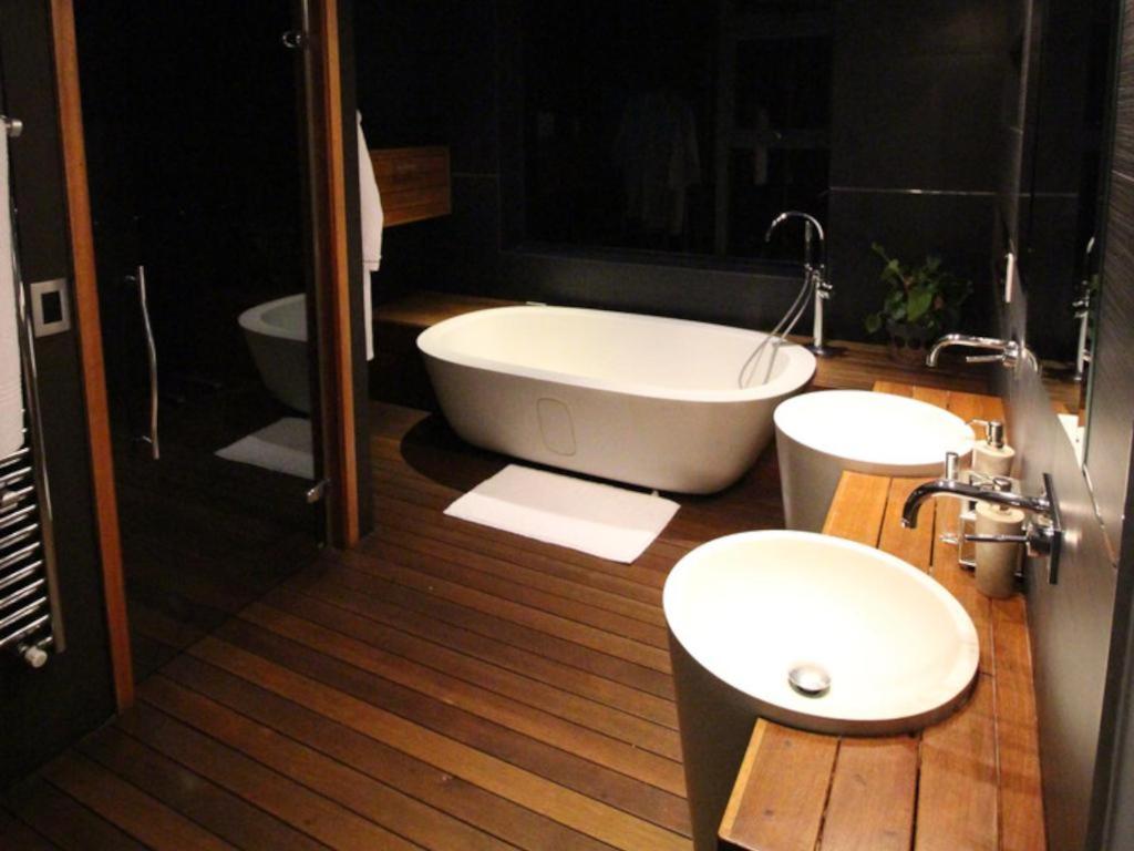 Dolphin Beach Villa