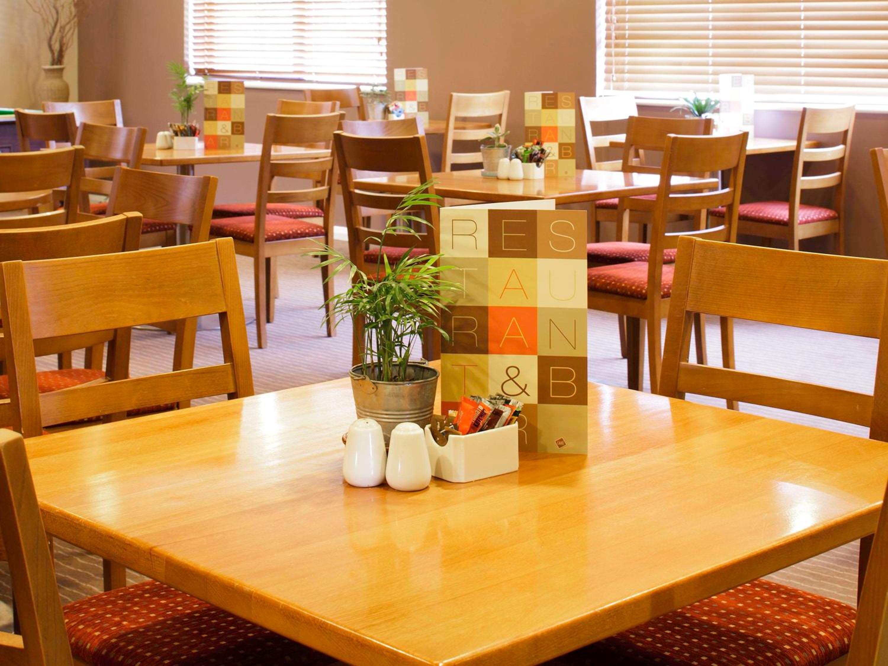 restaurant