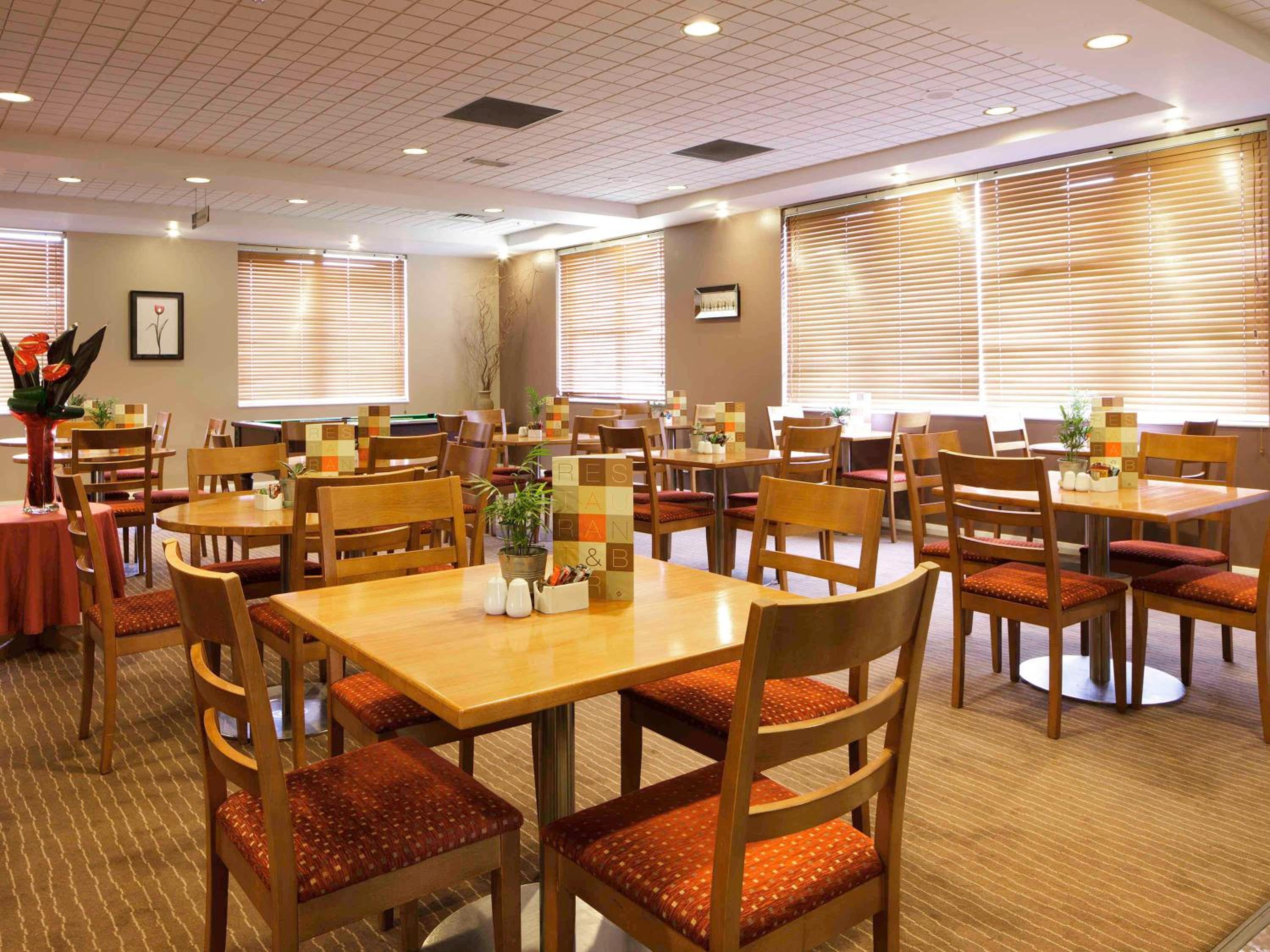 restaurant