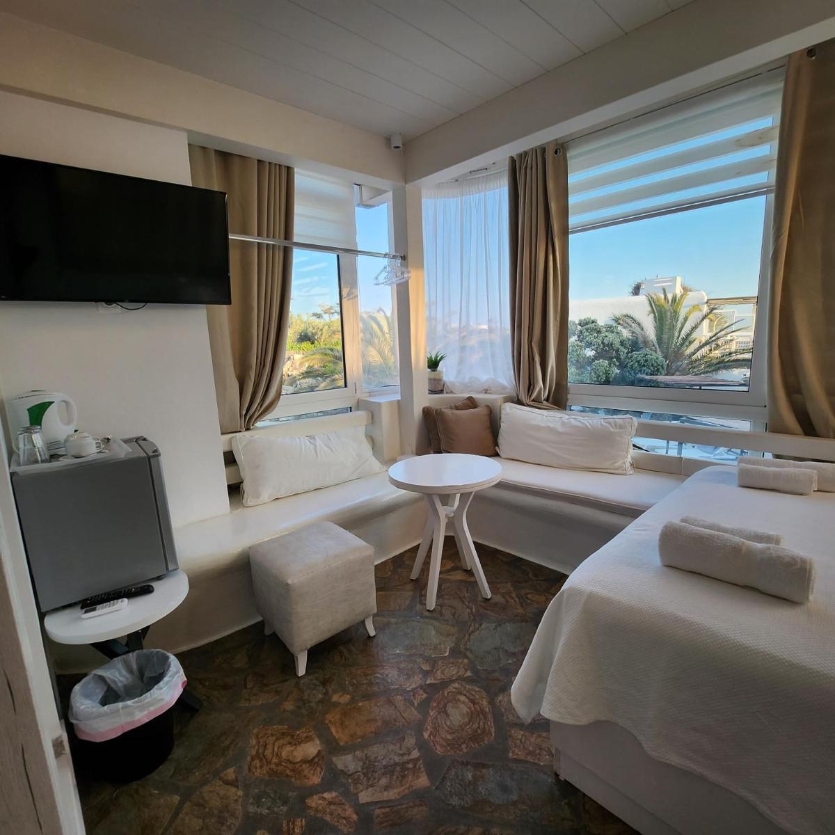 Mykonian Iros Suites & Villas