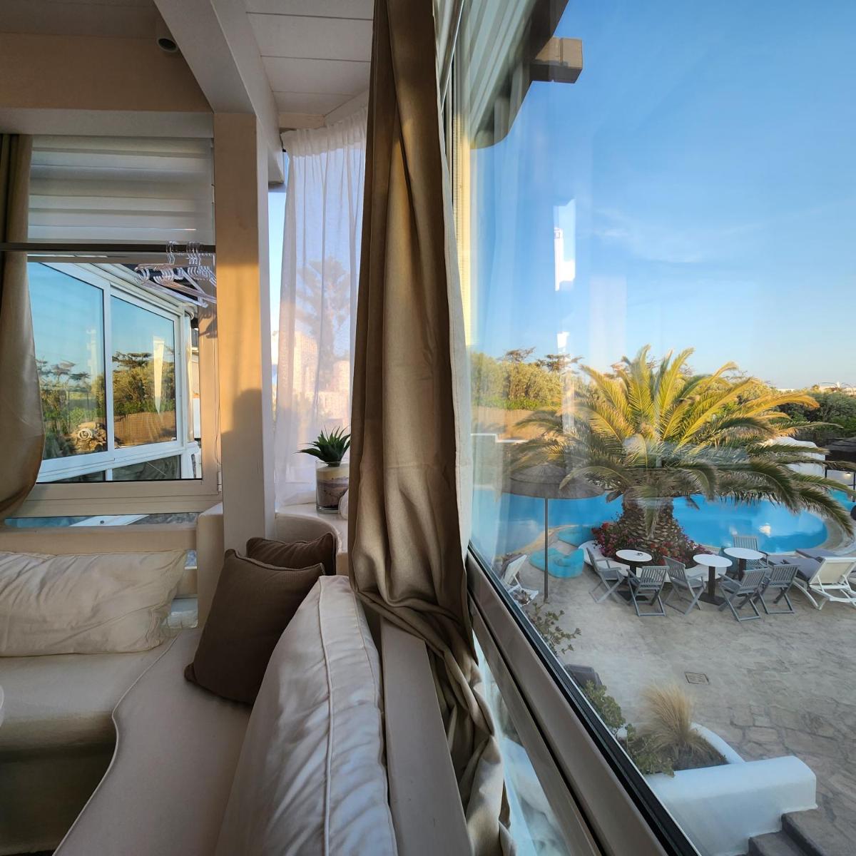 Mykonian Iros Suites & Villas