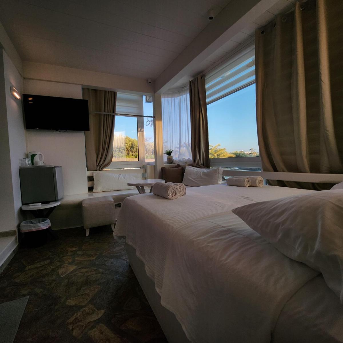 Mykonian Iros Suites & Villas