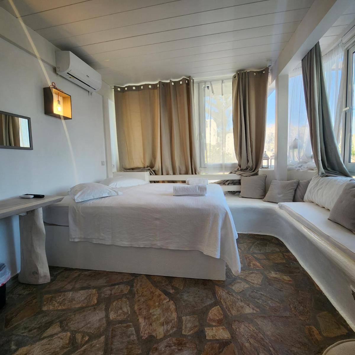 Mykonian Iros Suites & Villas