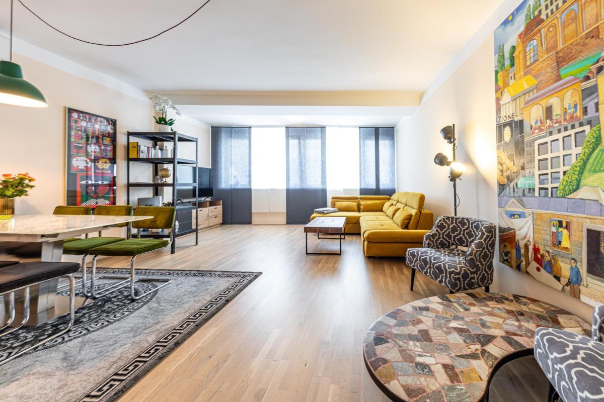 Vienna Apartment 1010