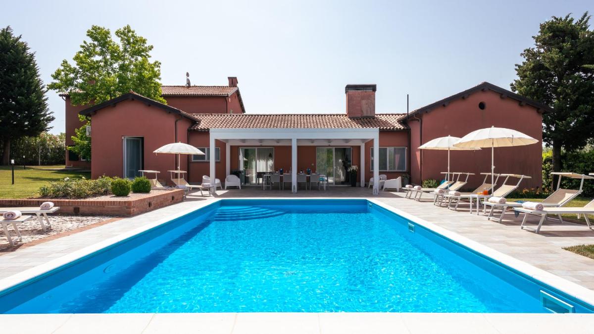 VILLA NINETTA 10&1, Emma Villas