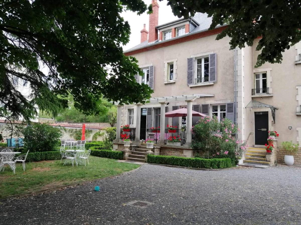 Chambres d'Hôtes Côté Parc-Côté Jardin avec parking privé gratuit