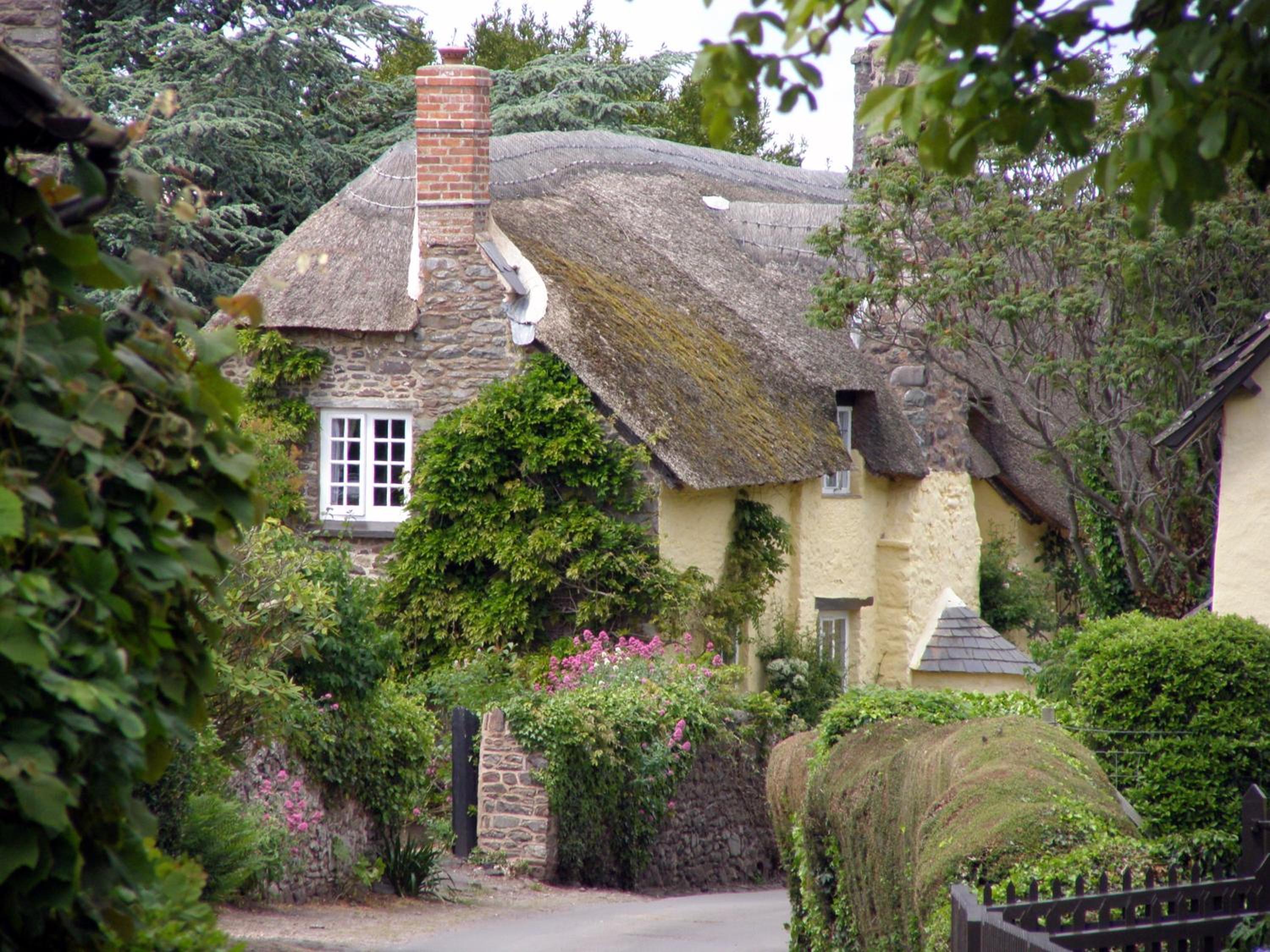 Tudor Cottage
