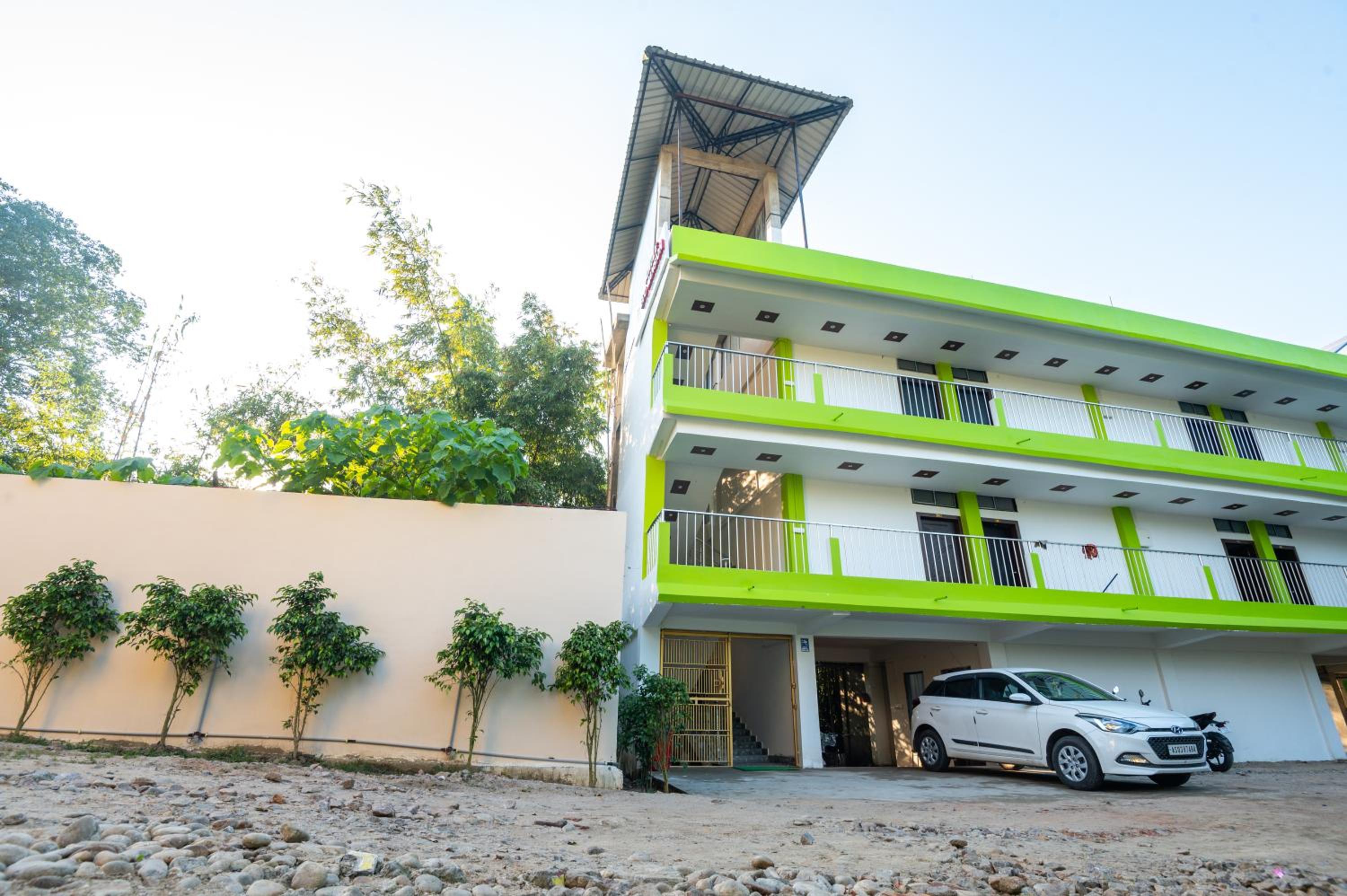 Jungle Eco Mansion