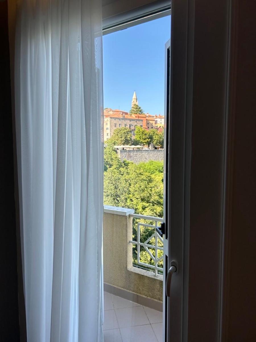 Canova Apartment