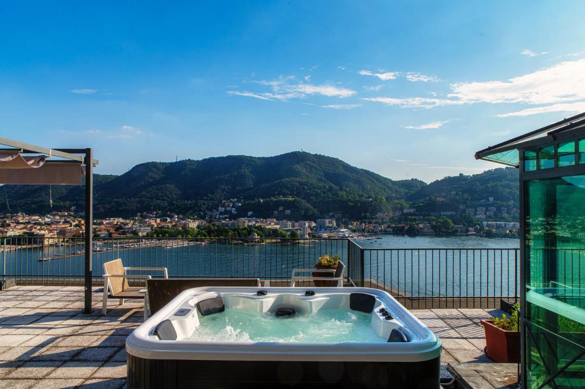 Como Unbelievable View - The House Of Travelers photo 1