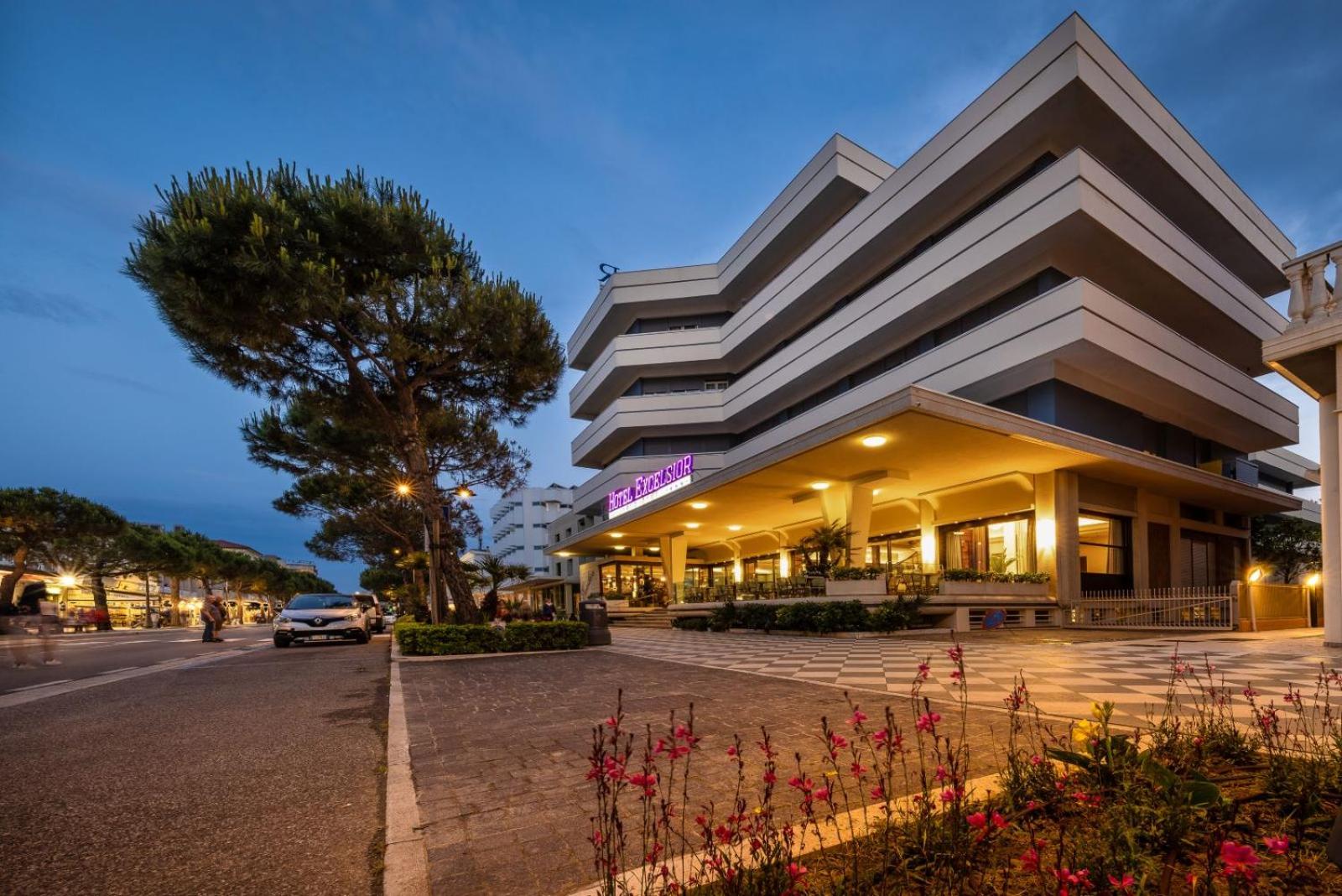 Hotel Excelsior