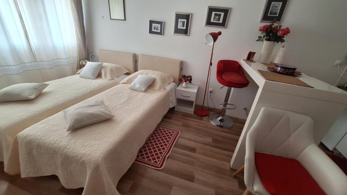 Klara Studio Apartman — Split