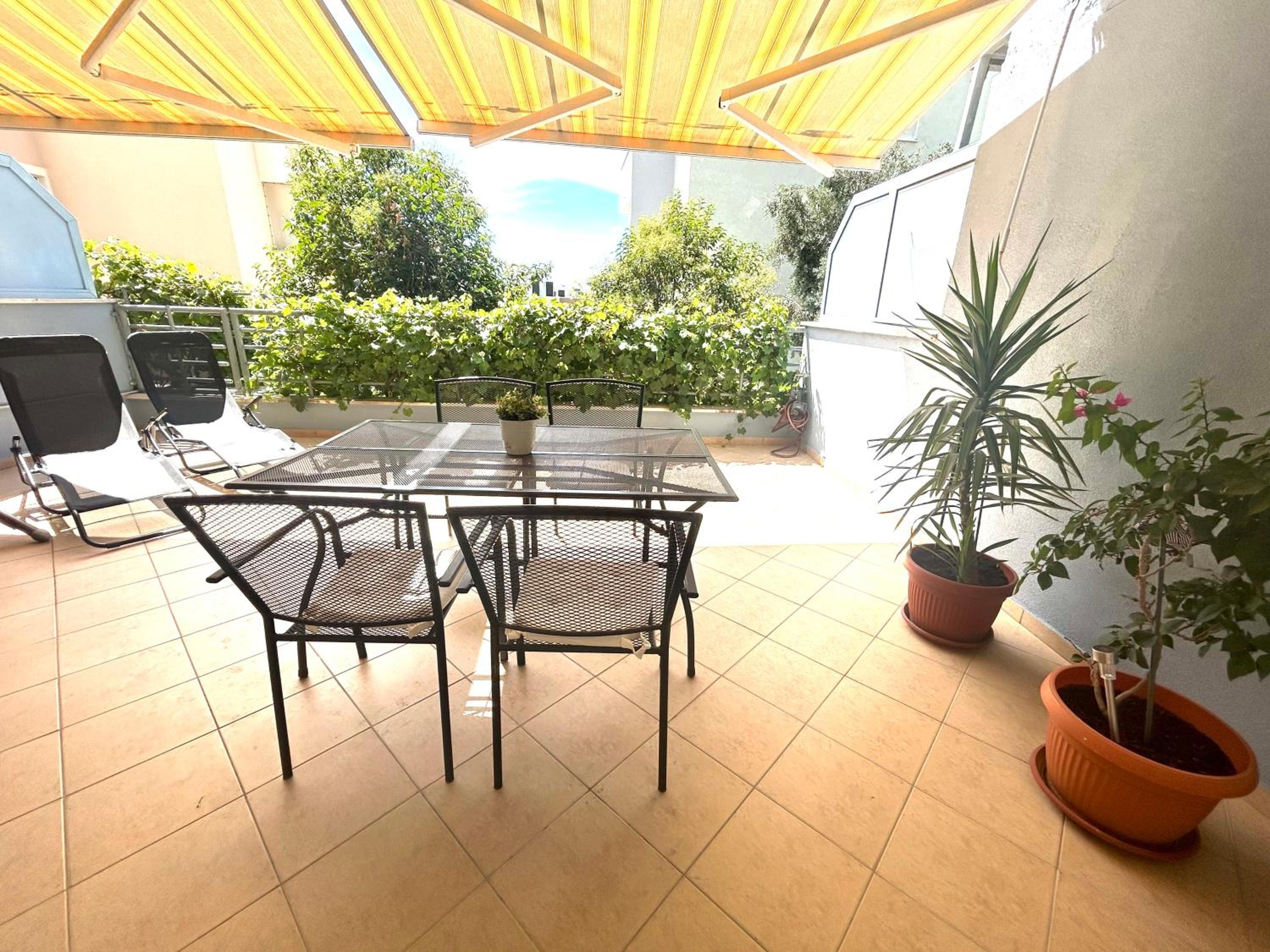 Beach Apartment Summertime — Split