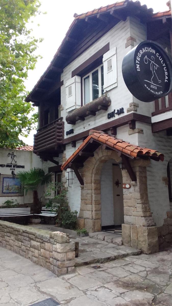 Puerto Nómade Hostel Internacional