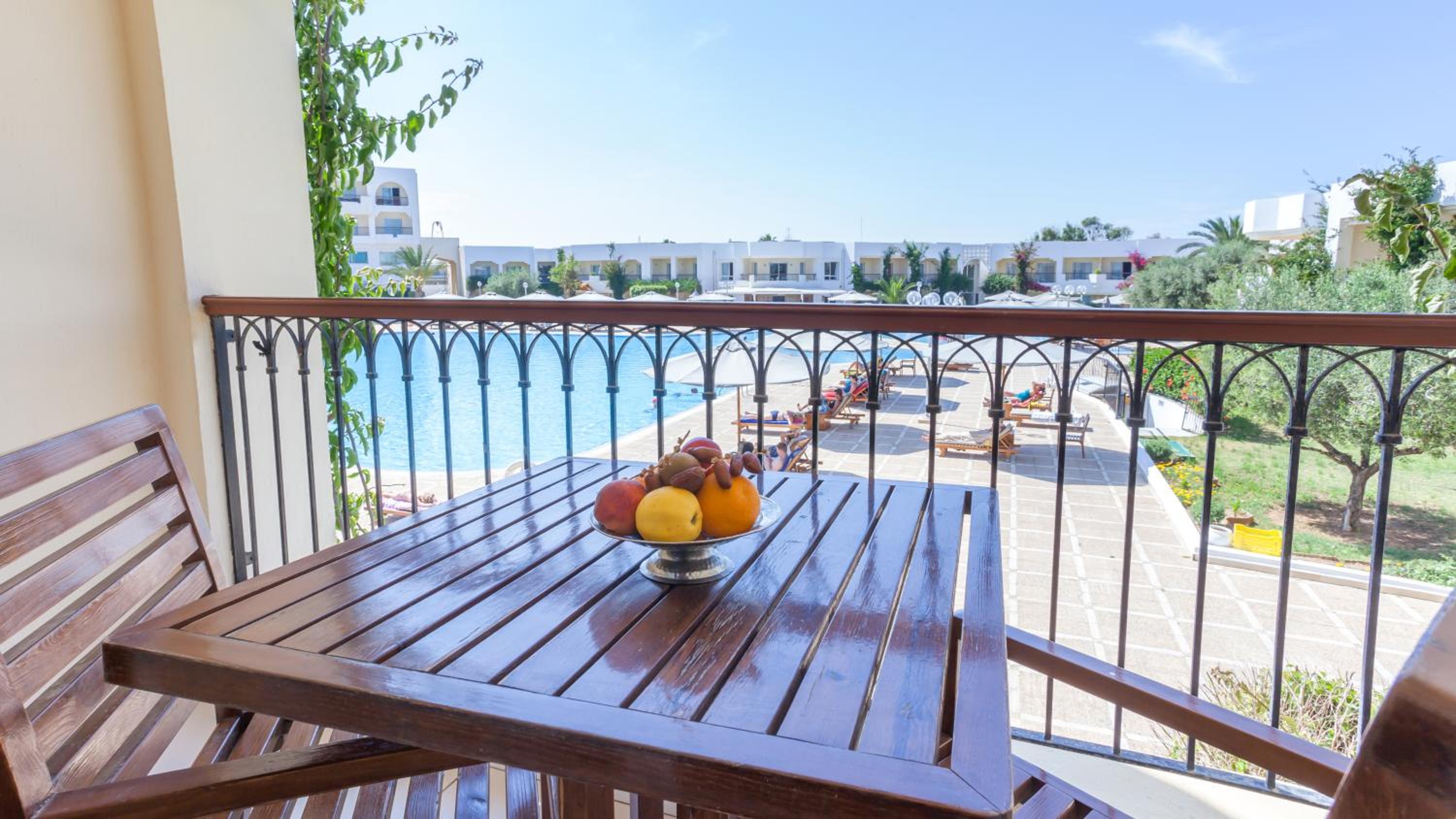 balcony