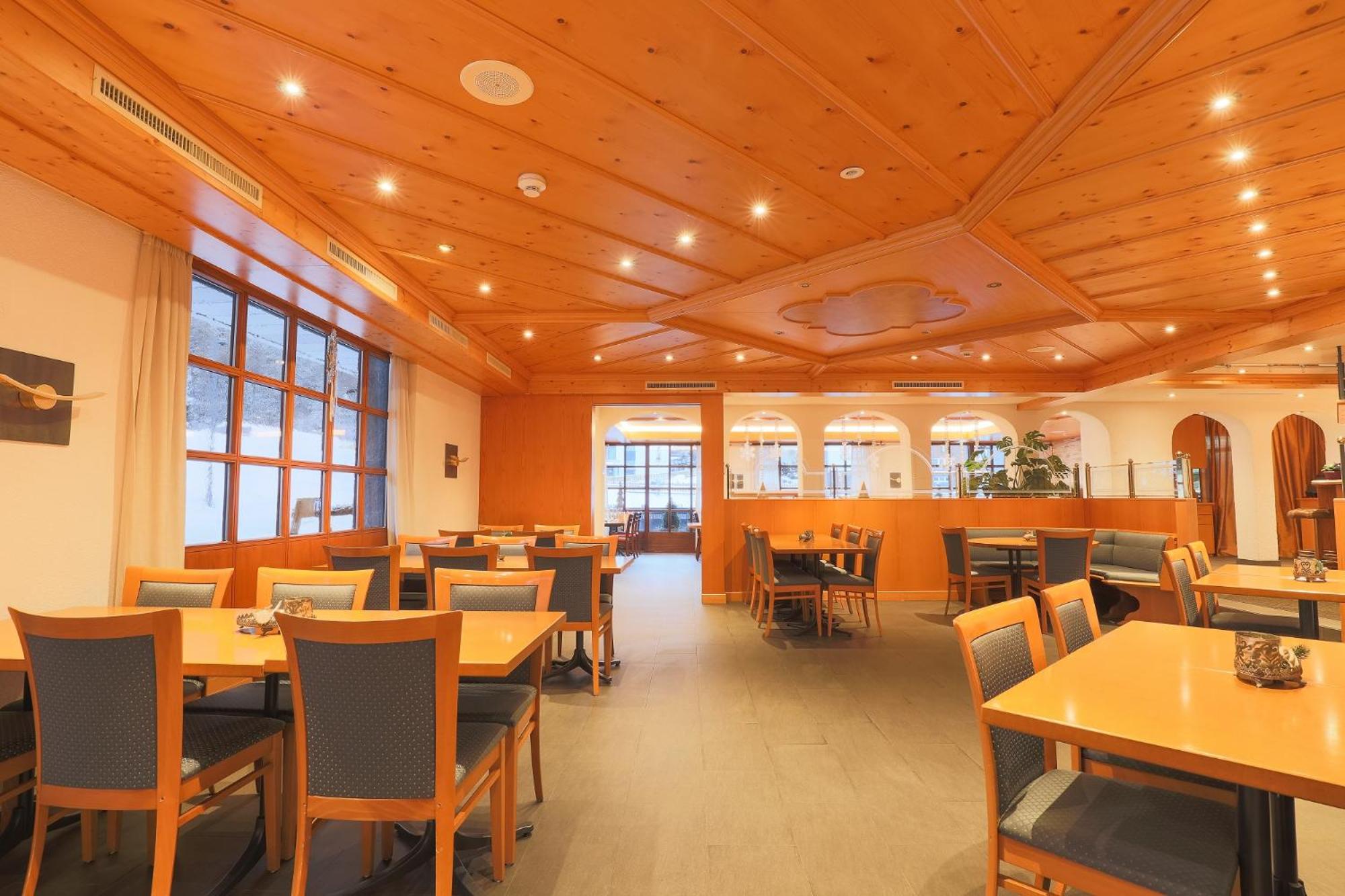 restaurant
