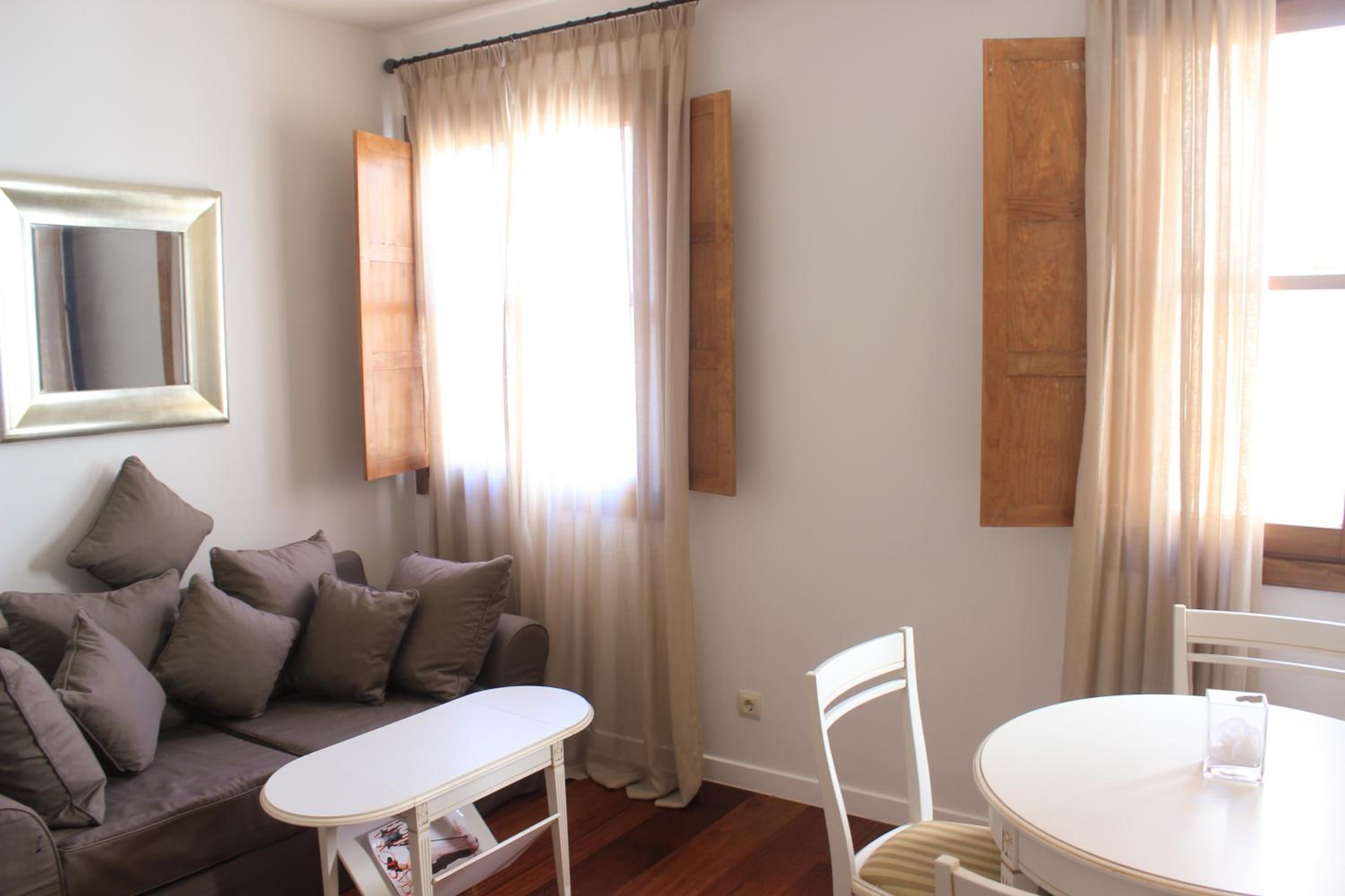 Casa Urbana Adolfo