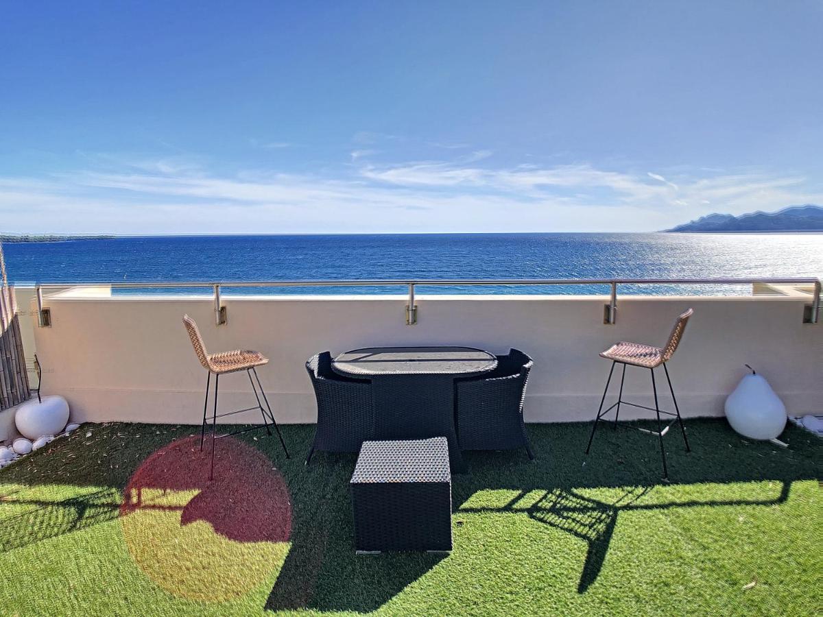 Beach Penthouse with unique rooftop terrace 301 photo 1