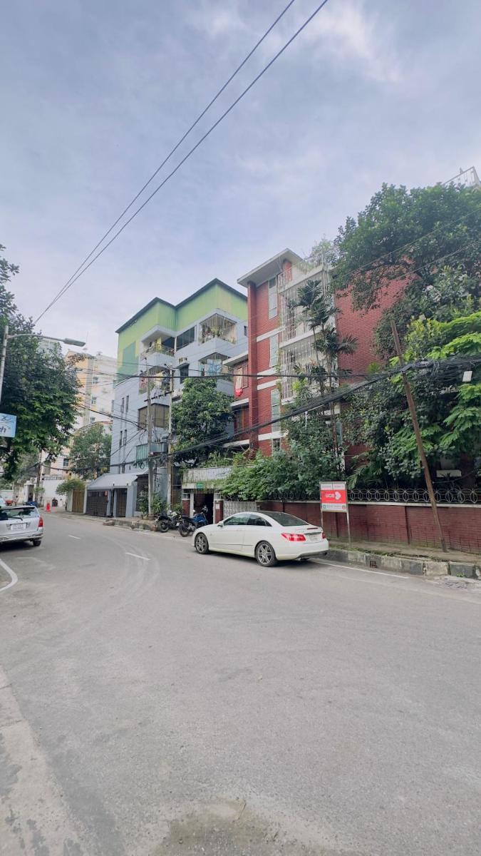 Gulshan Place 65