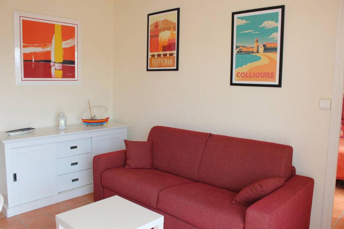 Accès direct plage pour ce T2 climatisé dans résidence avec parking - 4SCYP21 view 3